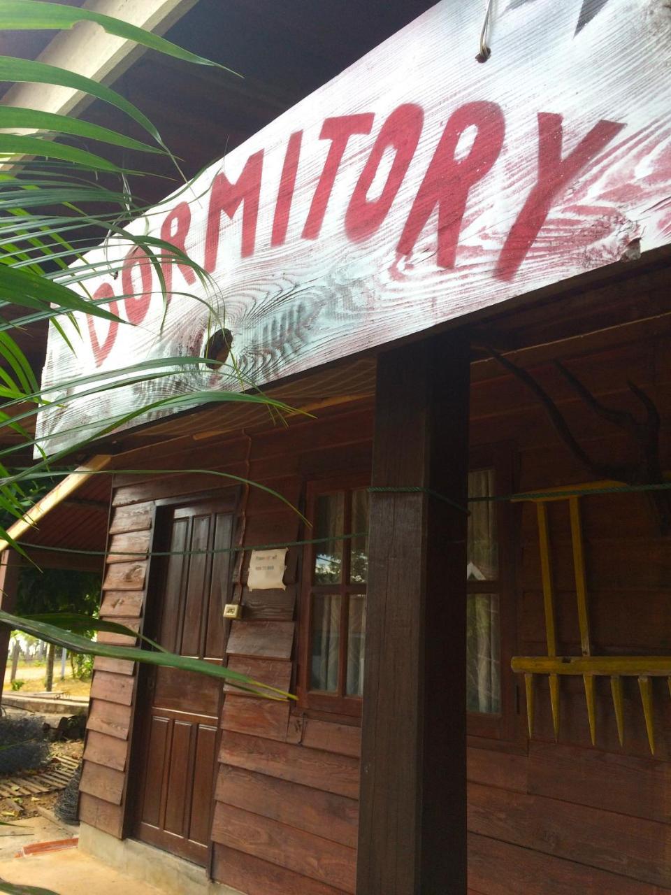 Sabaidee Guesthouse & Restaurant Nam Theun Exterior photo