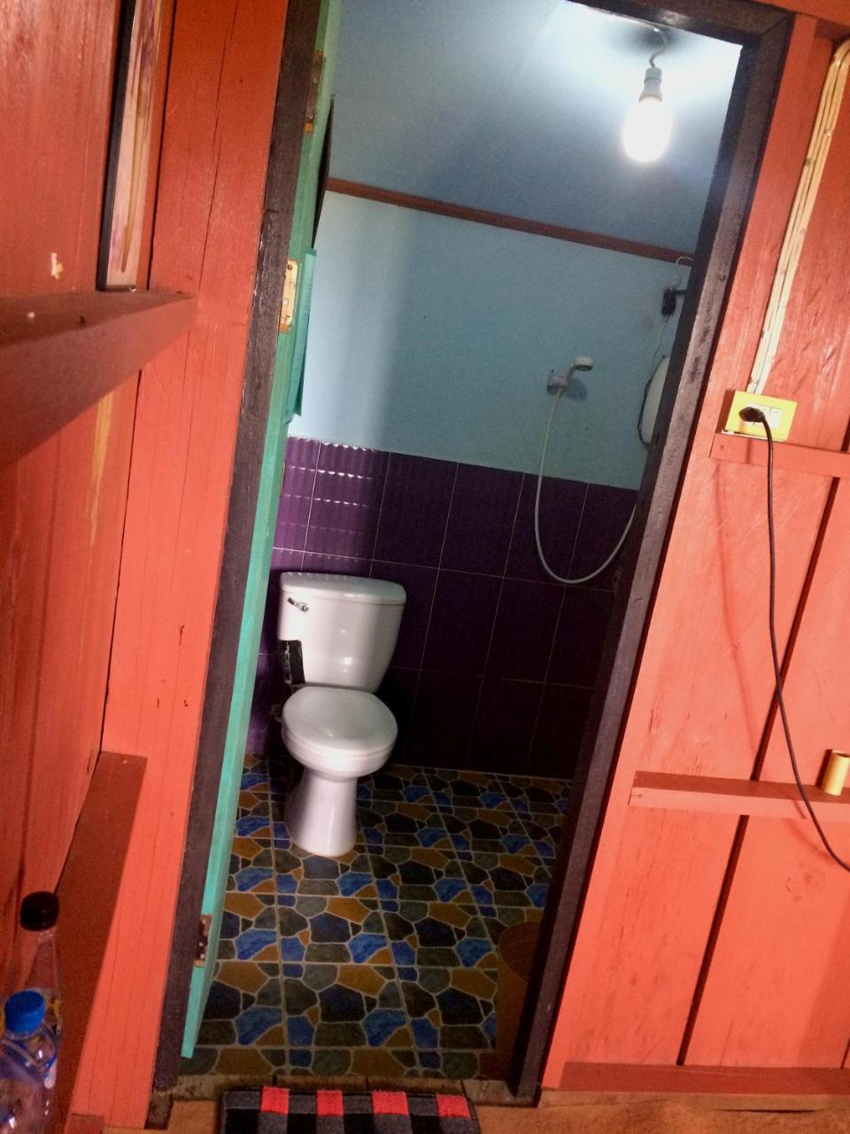 Sabaidee Guesthouse & Restaurant Nam Theun Exterior photo