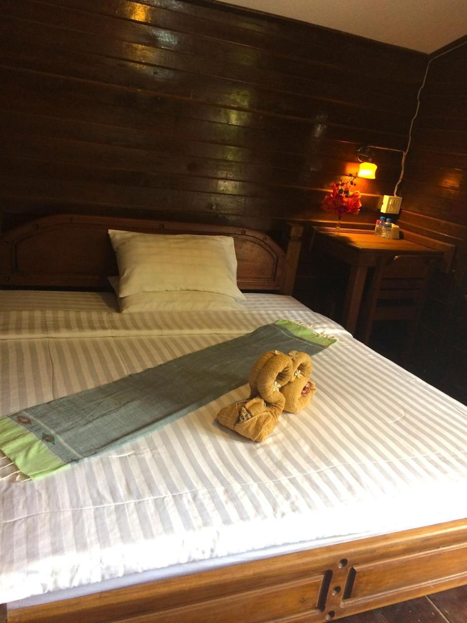 Sabaidee Guesthouse & Restaurant Nam Theun Exterior photo
